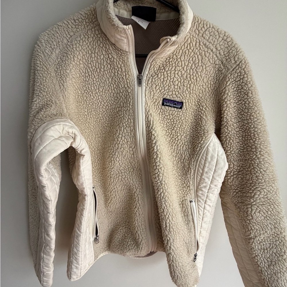 Patagonia Off-White Sherpa Fleece Jacket
